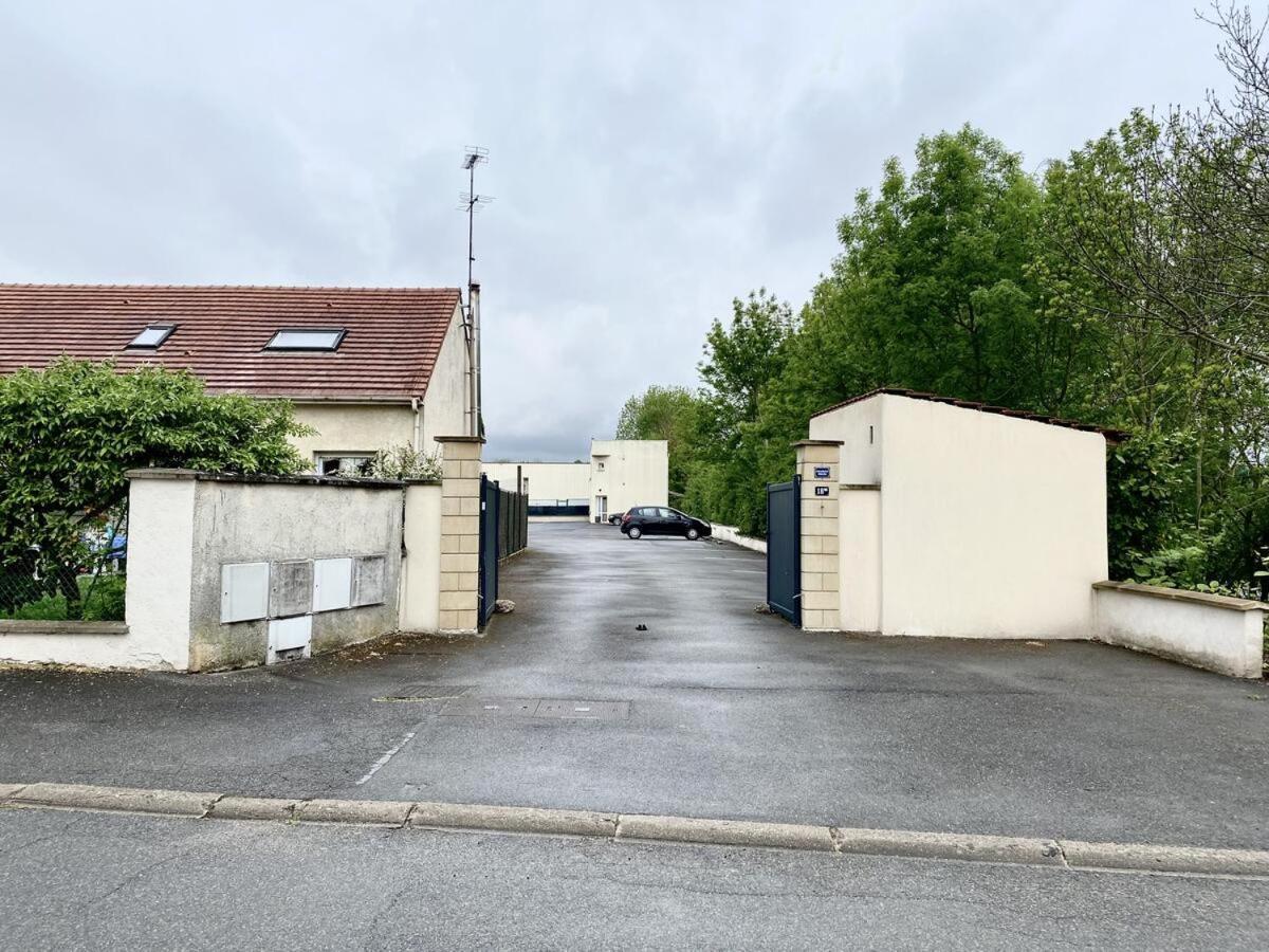 L'Escale : Duplex 4 Pers. Asterix, Aeroport Roissy Cdg, Paris Apartment Moussy-le-Neuf Luaran gambar