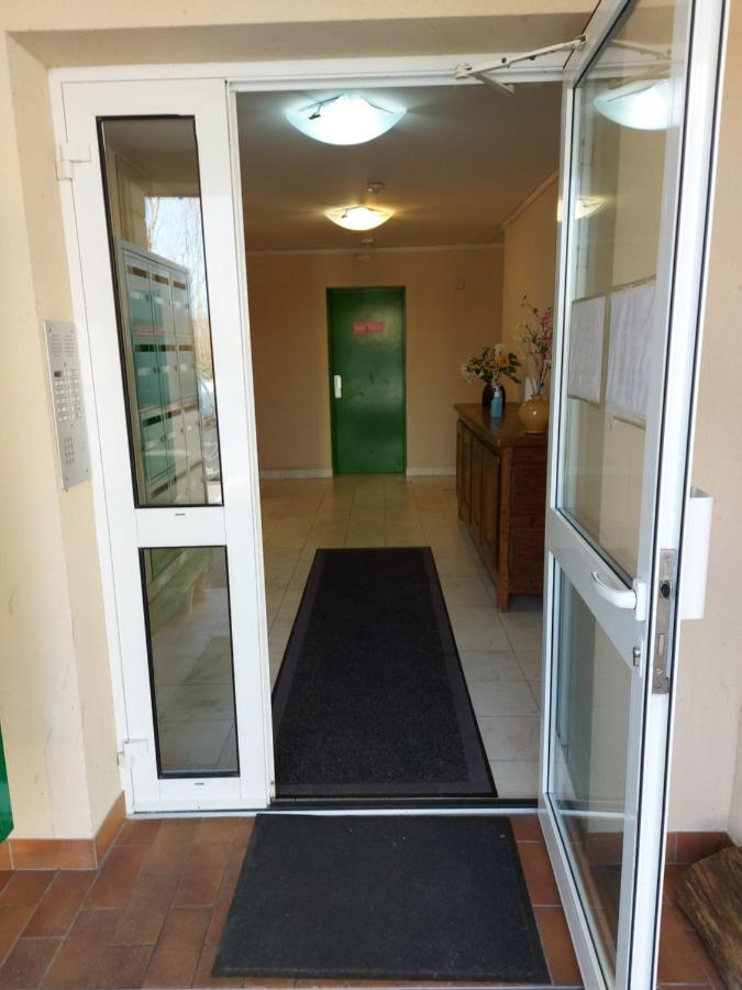 L'Escale : Duplex 4 Pers. Asterix, Aeroport Roissy Cdg, Paris Apartment Moussy-le-Neuf Luaran gambar